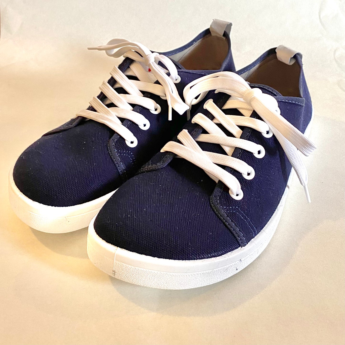 Anatomic Canvas Navy/White
