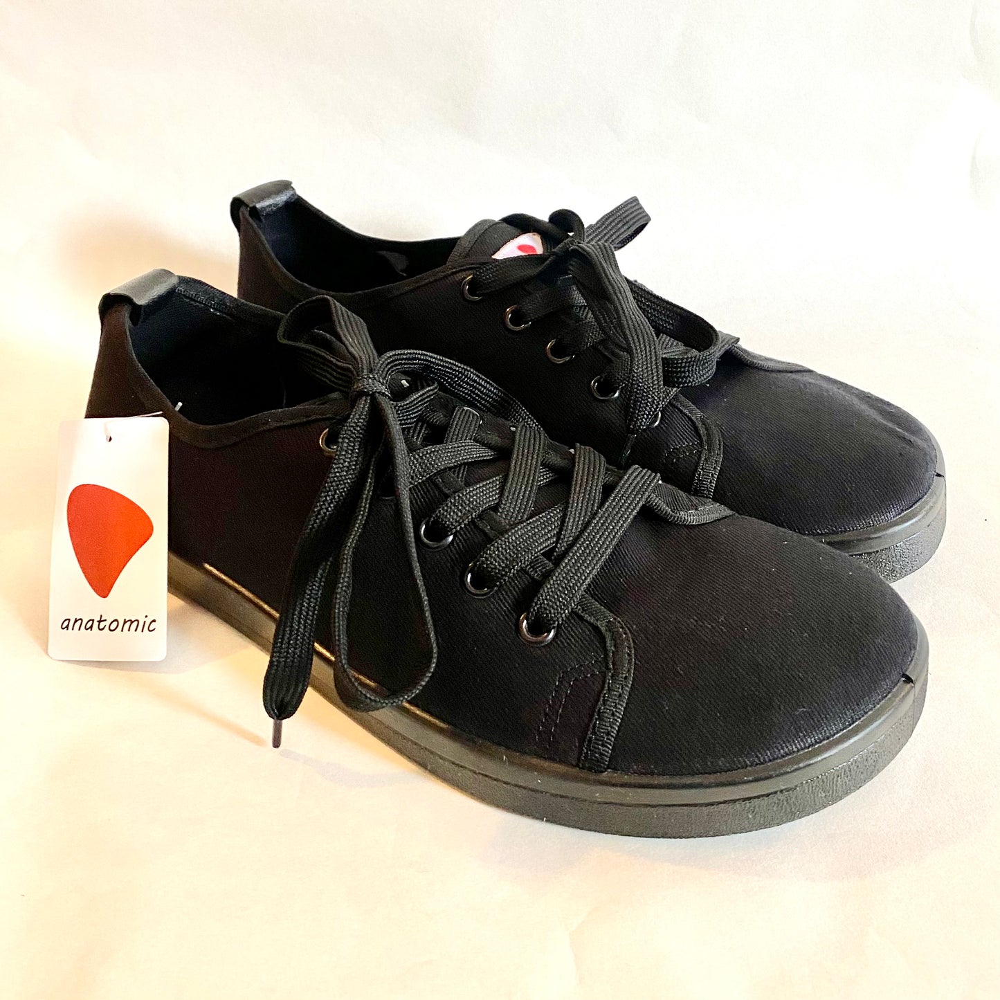Anatomic Canvas Black/Black